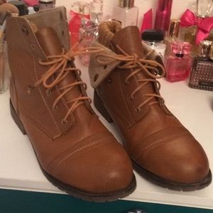 Light brown boots with optional fold over